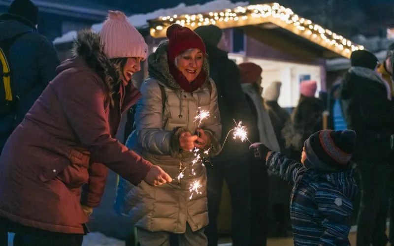 silvester_im_dorf_2024_web15cklubarbeit.jpg
